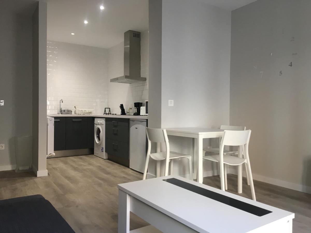 Apartamentos Gyc Viviendas Gold Леон Экстерьер фото